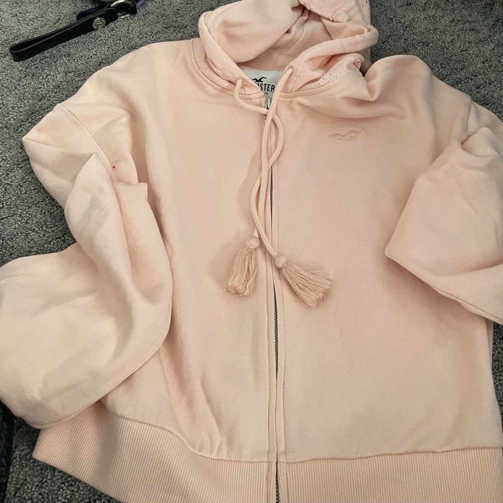 hollister pink hoodie
